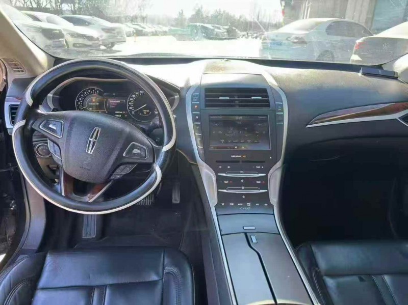 邯郸15年林肯MKZ4