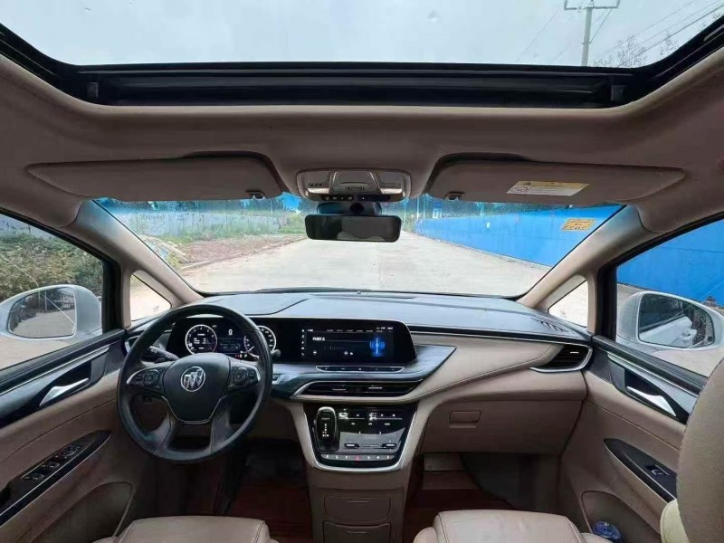 青岛21年别克GL84