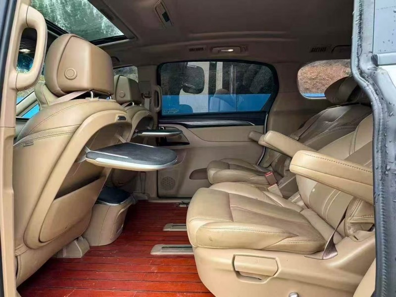 青岛21年别克GL85