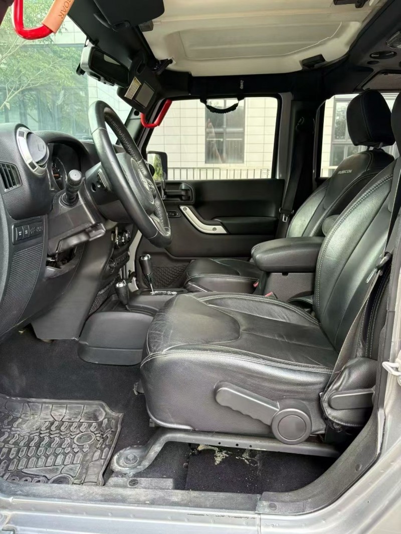 佛山19年Jeep牧马人4