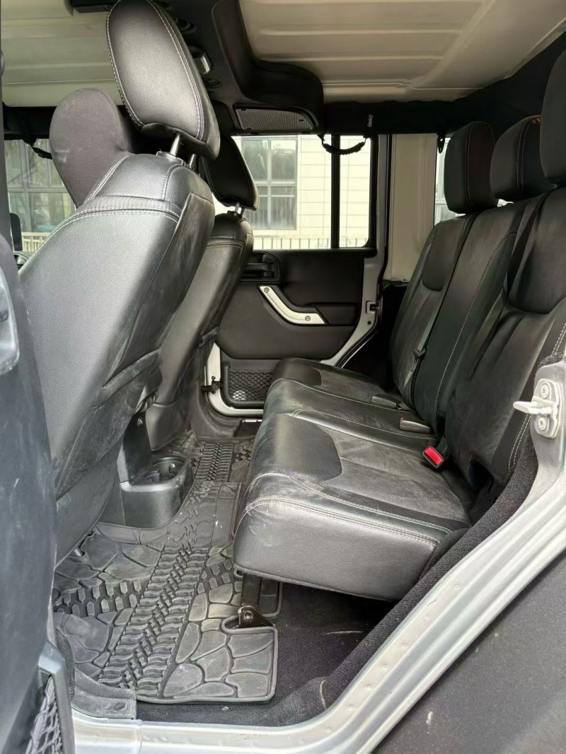 佛山19年Jeep牧马人6
