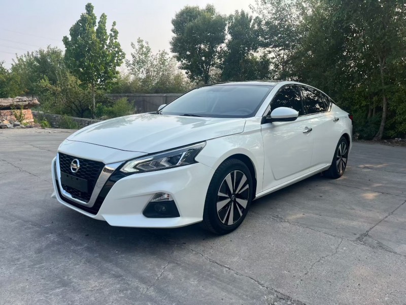 徐州22年日产天籁2