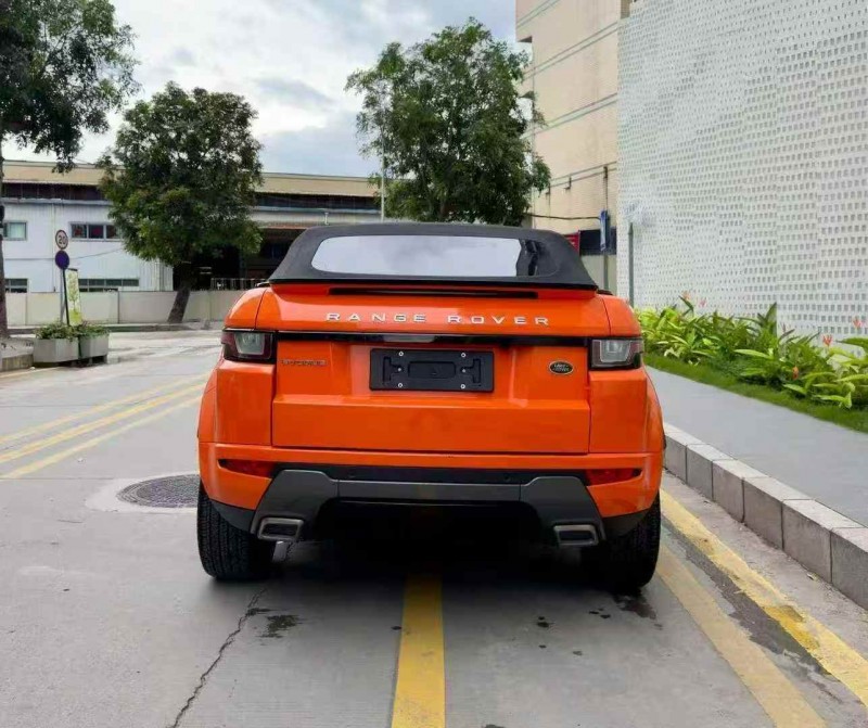 广州18年路虎极光9