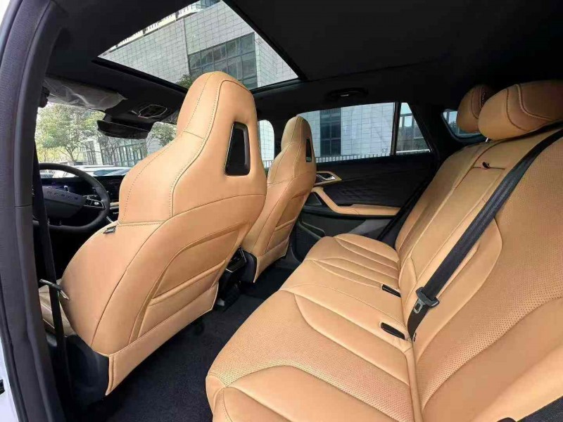 佛山25年荣威ERX55