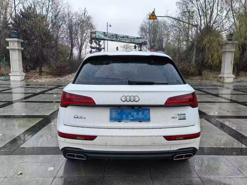 济宁24年奥迪Q59