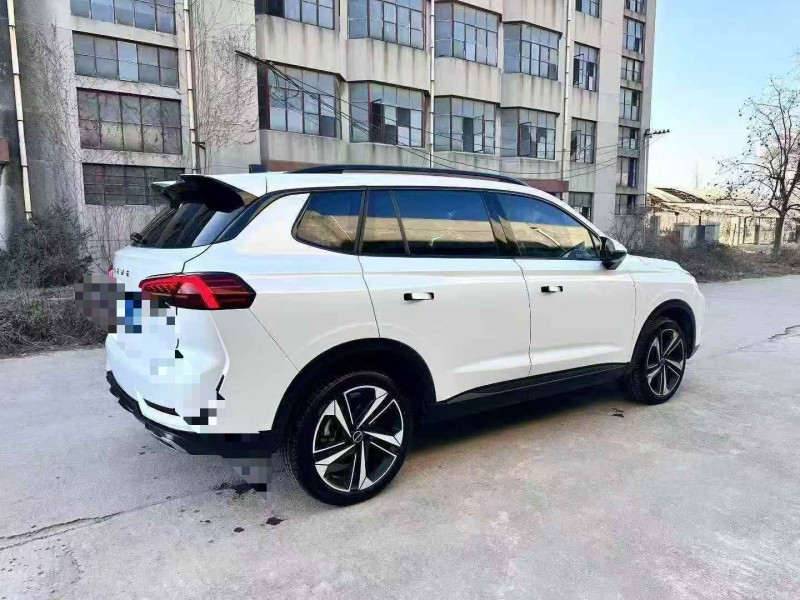 东营23年荣威RX57