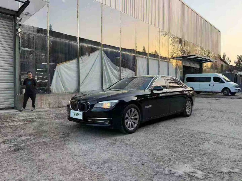 徐州14年宝马7系2