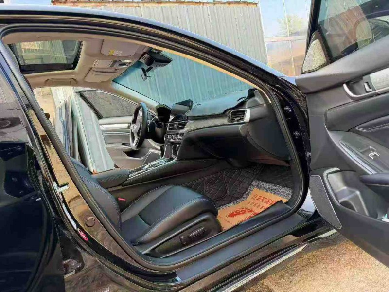 徐州23年本田雅阁6