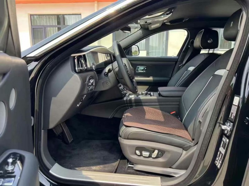 唐山24年劳斯莱斯古斯特3