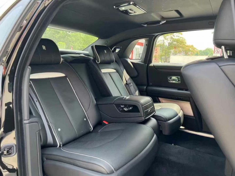 唐山24年劳斯莱斯古斯特4