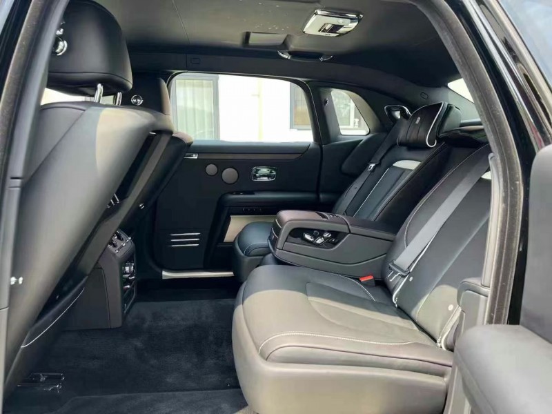 唐山24年劳斯莱斯古斯特6