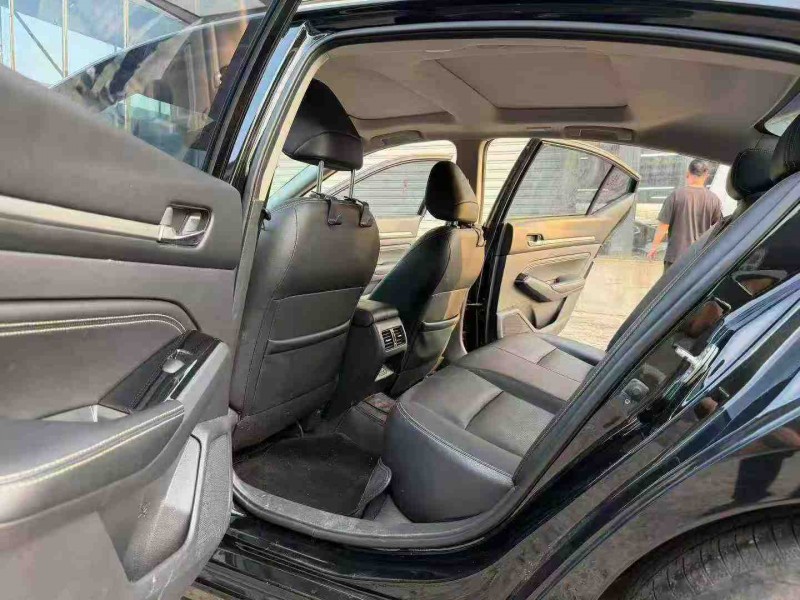 徐州22年日产天籁8