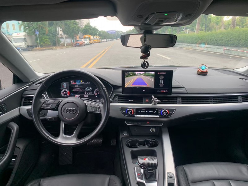 茂名21年奥迪A55