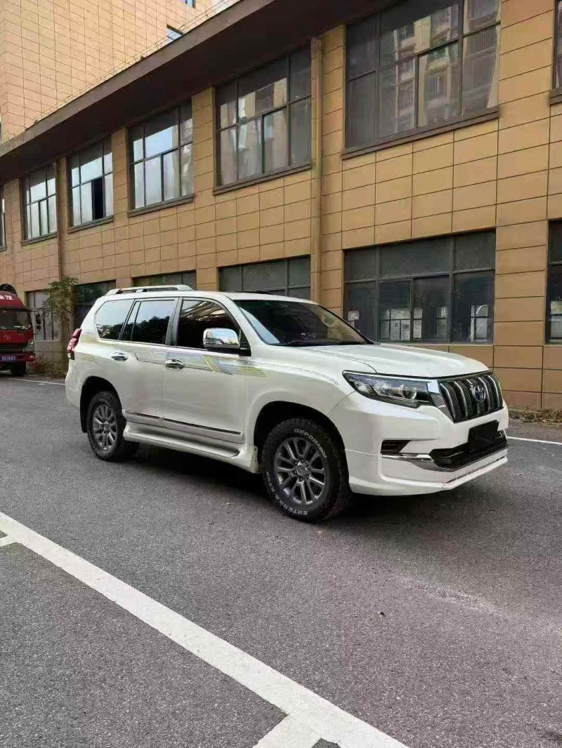 深圳20年丰田普拉多3