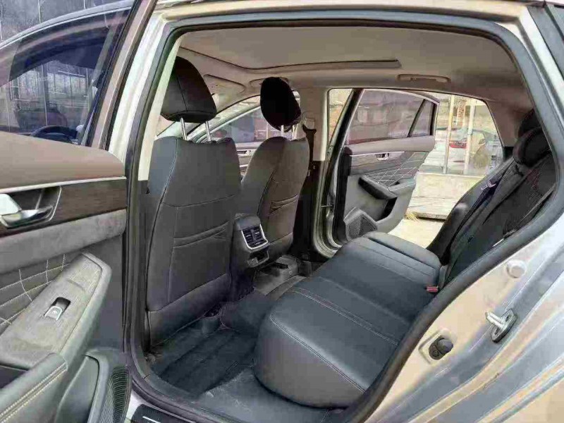 徐州22年东风奕炫8