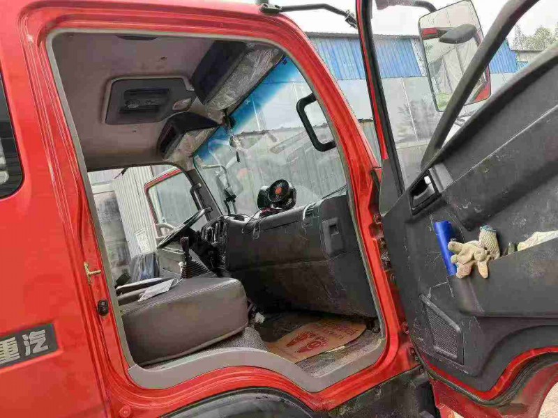 徐州23年卡车系列重汽豪沃6