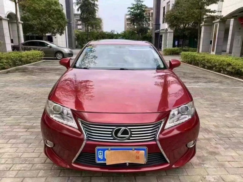 广州13年雷克萨斯ES1