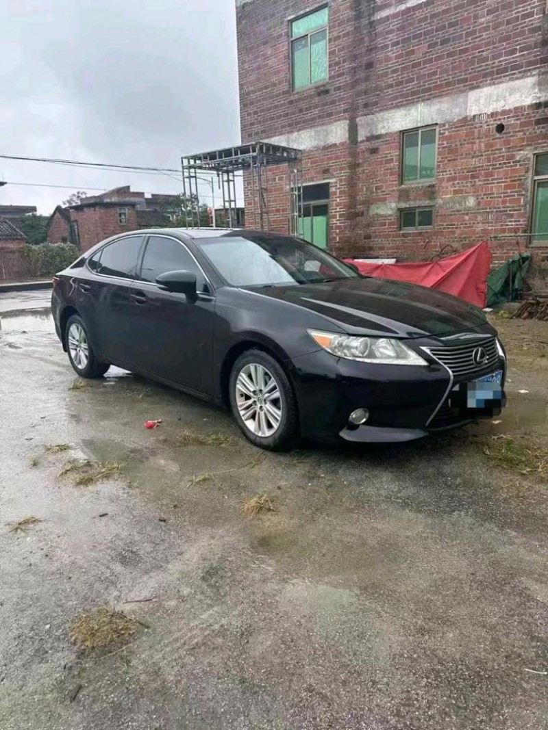 东莞14年雷克萨斯ES2