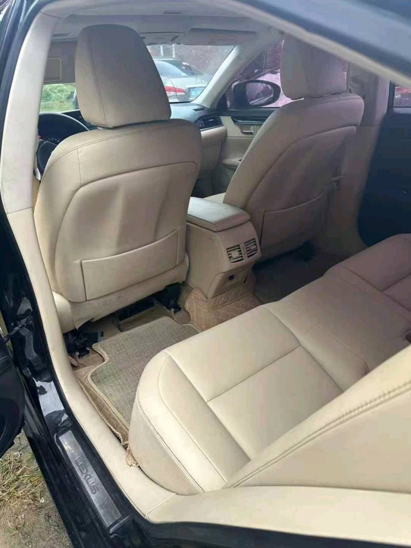 东莞14年雷克萨斯ES9