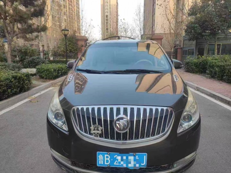 青岛13年别克GL81