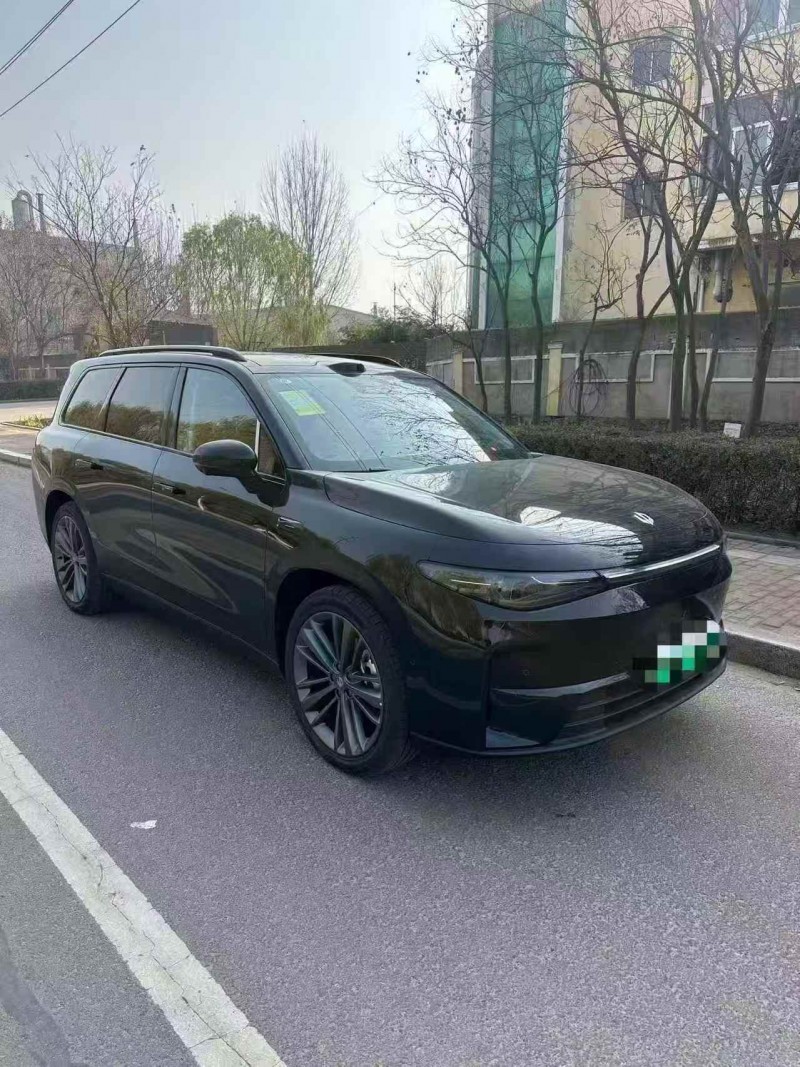 枣庄25年零跑汽车C162