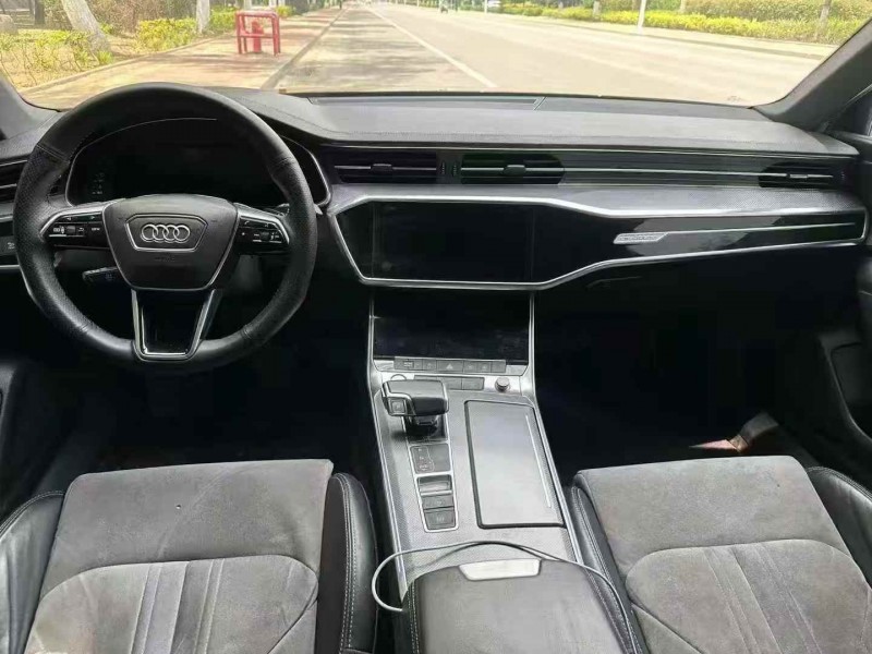 枣庄19年奥迪A6L5