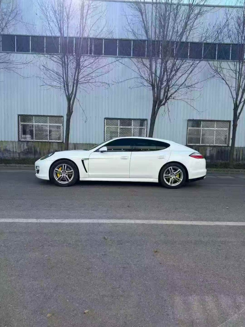 东营12年保时捷帕拉梅拉7