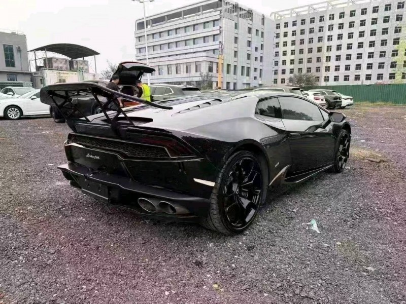 鹤壁16年兰博基尼Gallardo4