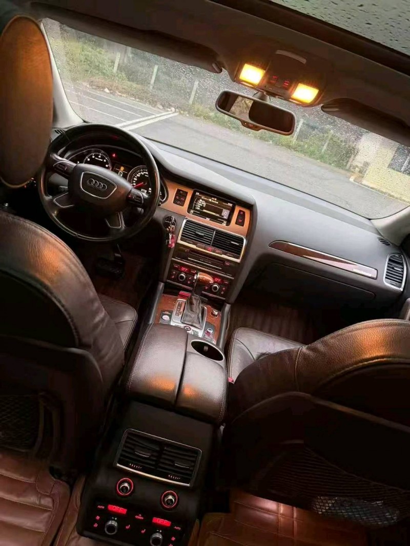 台州12年奥迪Q79