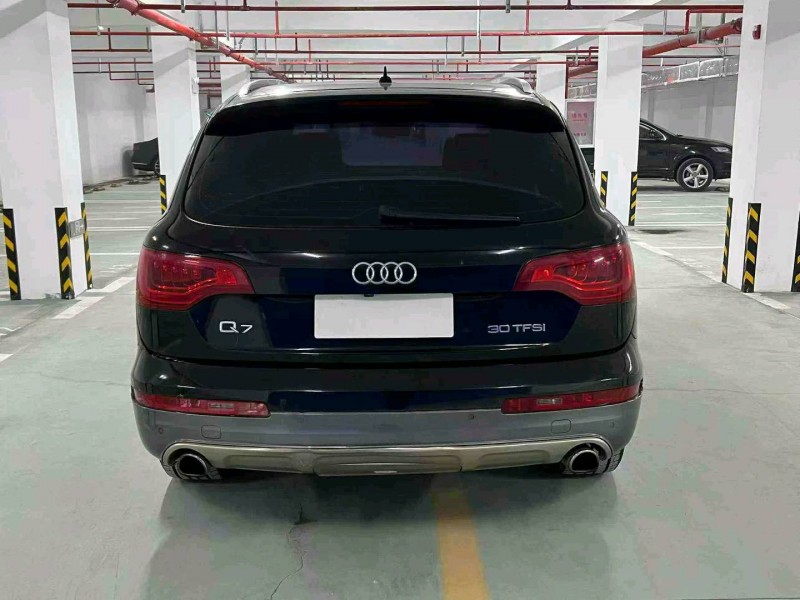 台州12年奥迪Q76