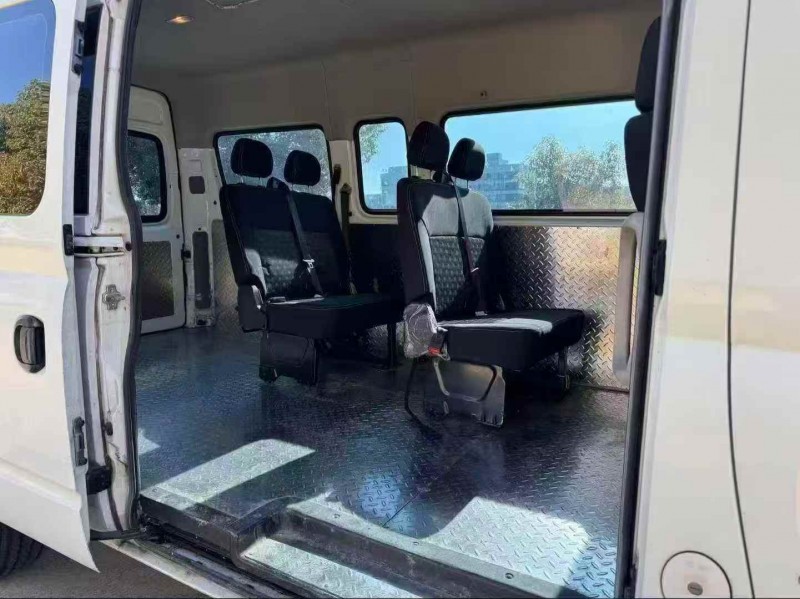 苏州21年大通V805