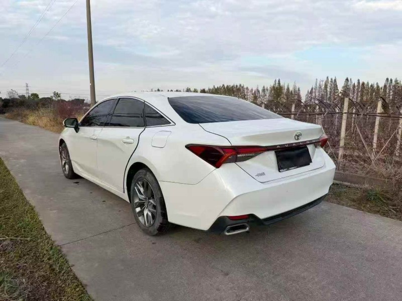 绍兴20年丰田亚洲龙7