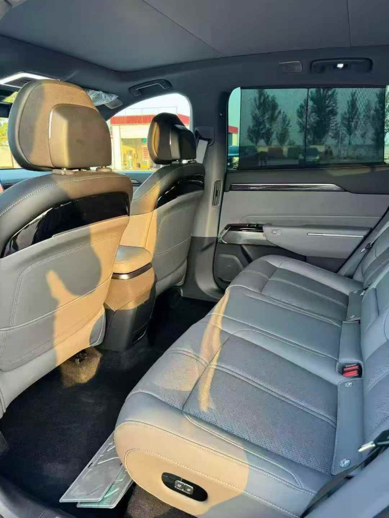 淄博24年极氪汽车7X4