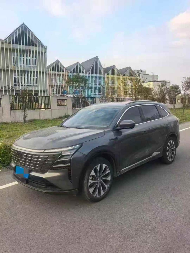 宁波25年长安汽车CS753