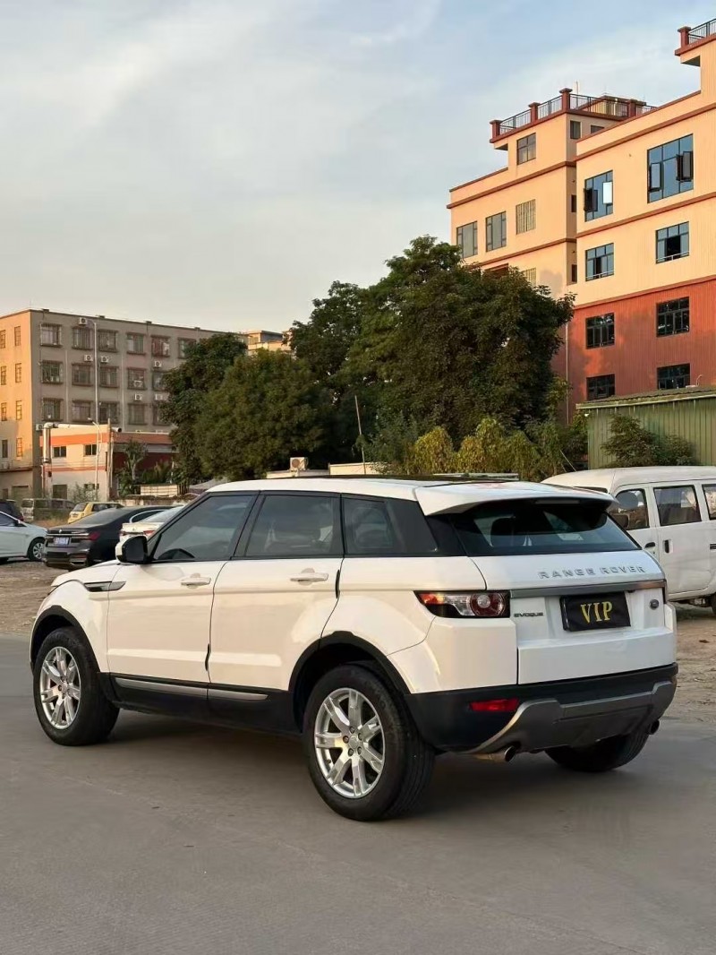 广州14年路虎极光5