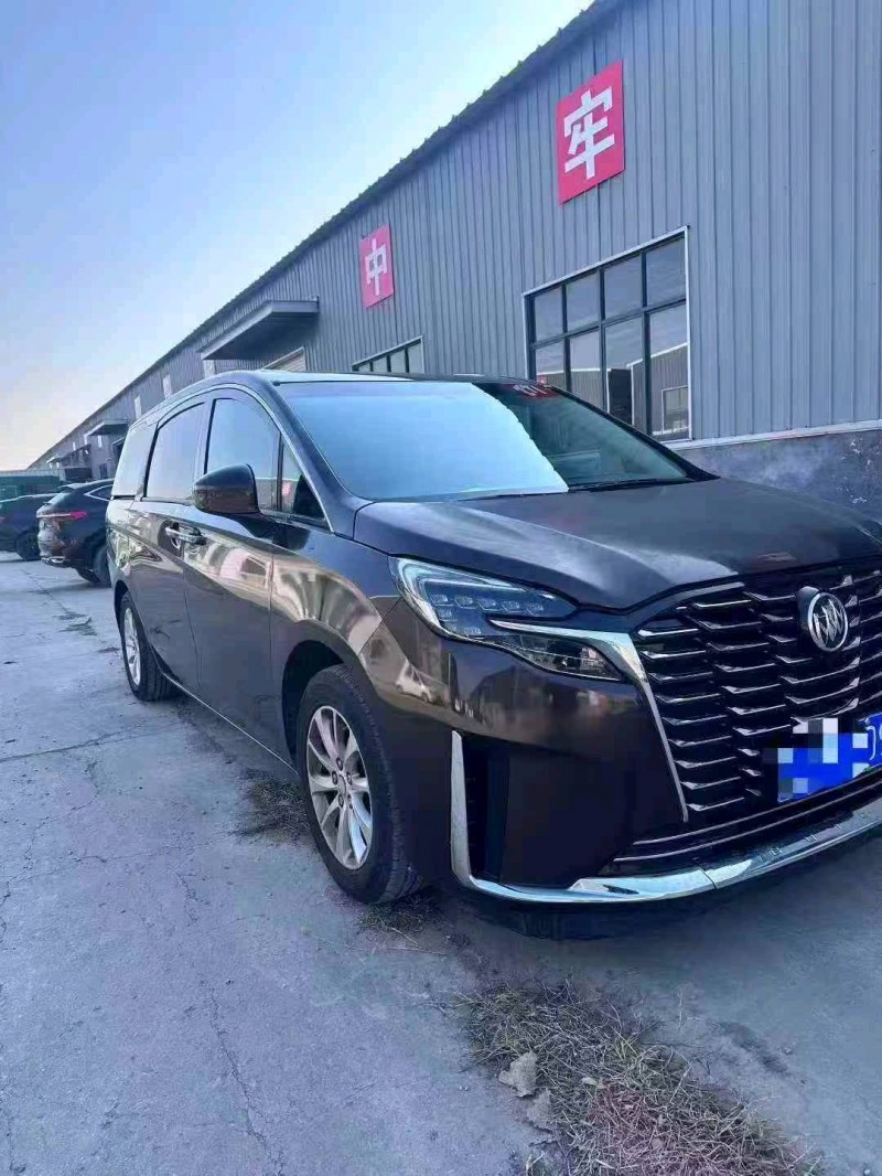 枣庄19年别克GL82