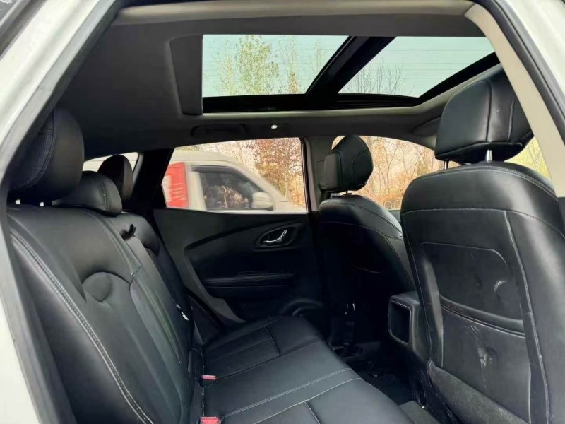 济宁17年雷诺科雷嘉4