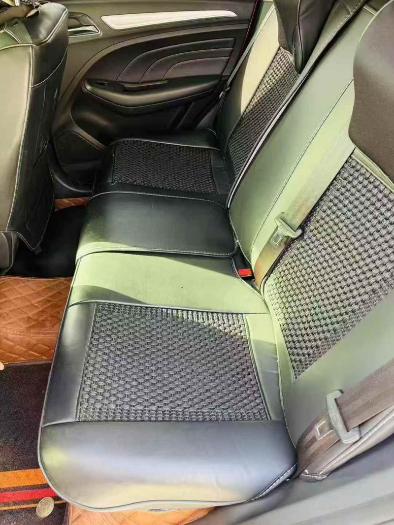 枣庄21年荣威RX36