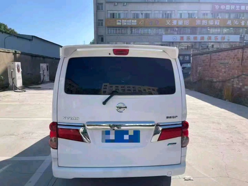 温州18年日产NV2008