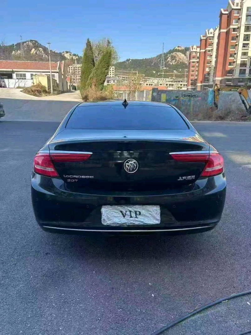 淄博18年别克君越9