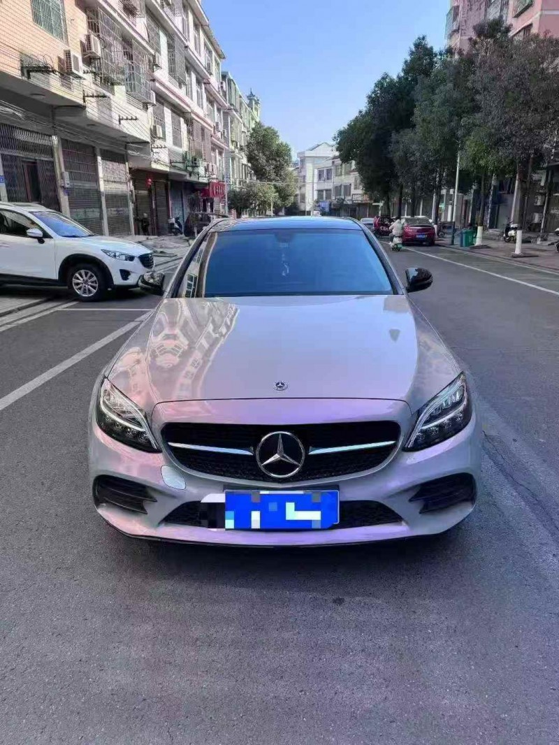 张家界21年奔驰C1