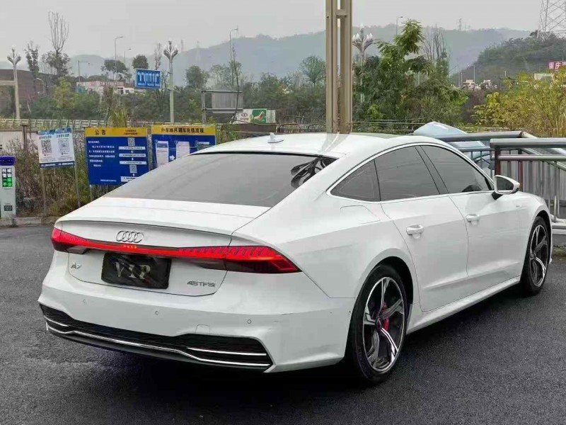 重庆21年奥迪A7L8