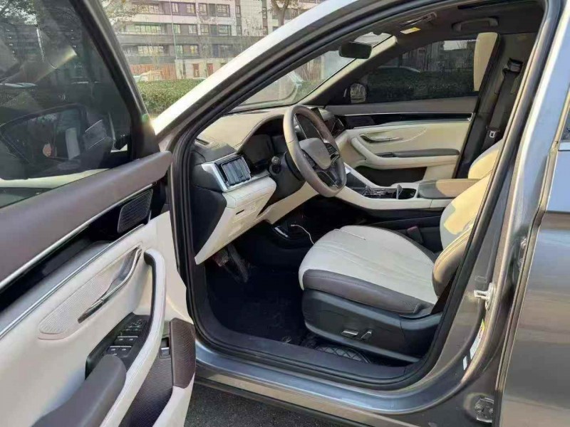 无锡25年比亚迪宋5