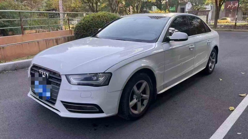 嘉兴14年奥迪A4L3