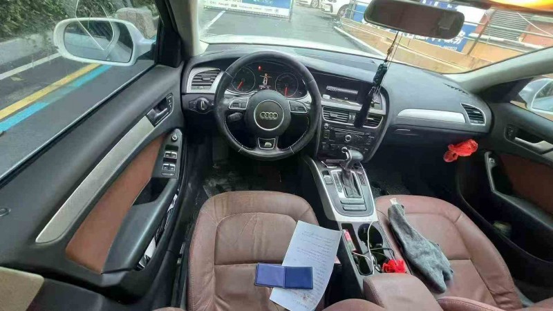 嘉兴14年奥迪A4L5