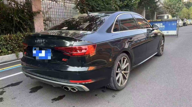 嘉兴19年奥迪S48