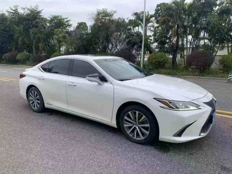 深圳19年雷克萨斯ES2