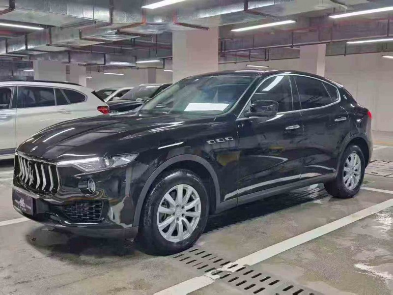贵阳20年玛莎拉蒂Levante2