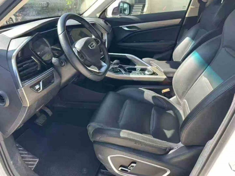 佛山20年吉利星越4