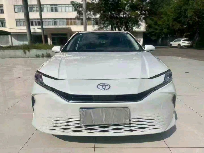 韶关25年丰田凯美瑞1